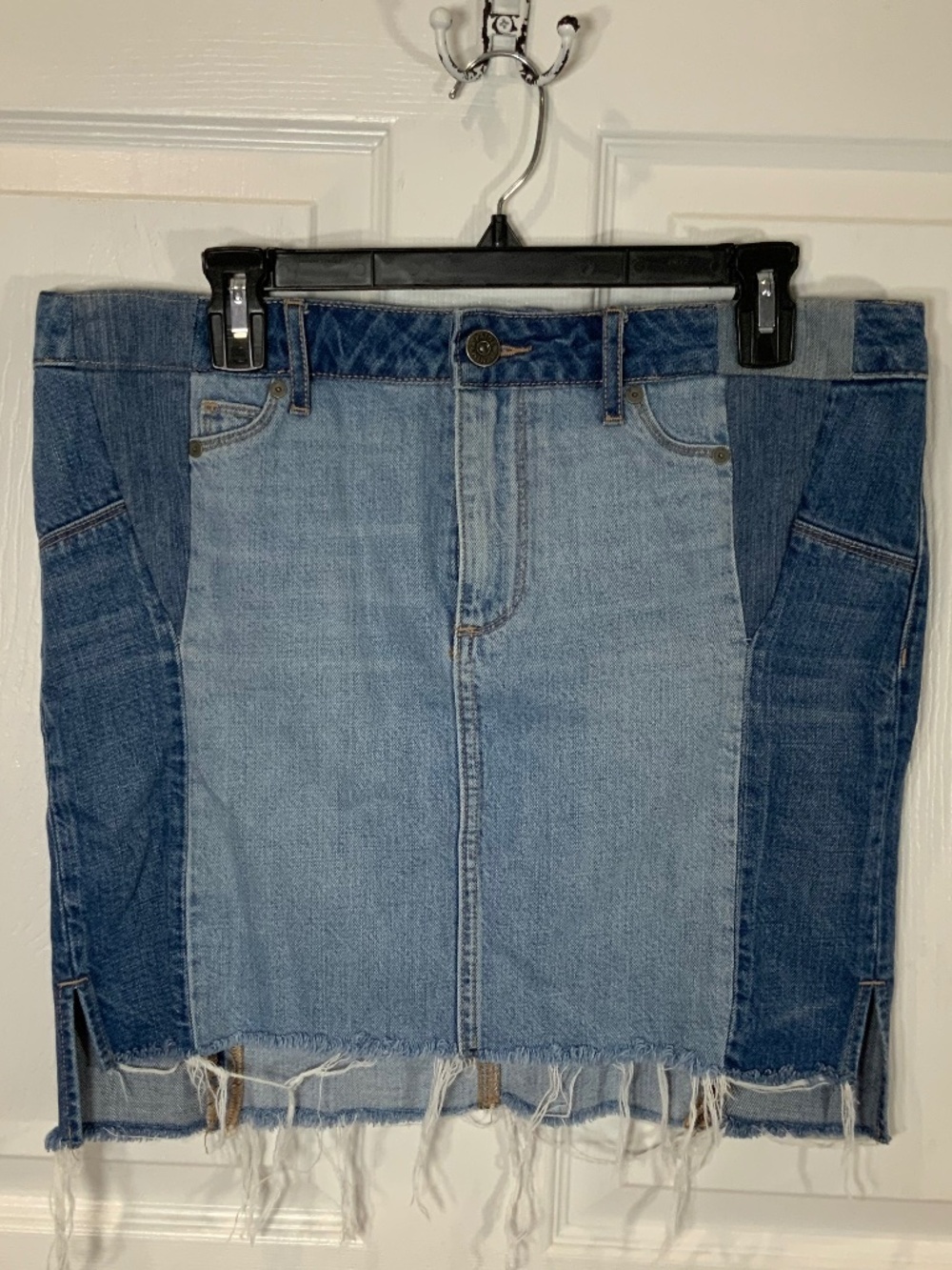 Paige Patchwork Denim Mini Skirt Frayed Hem Boho Y2K Retro Colorblock Size 29